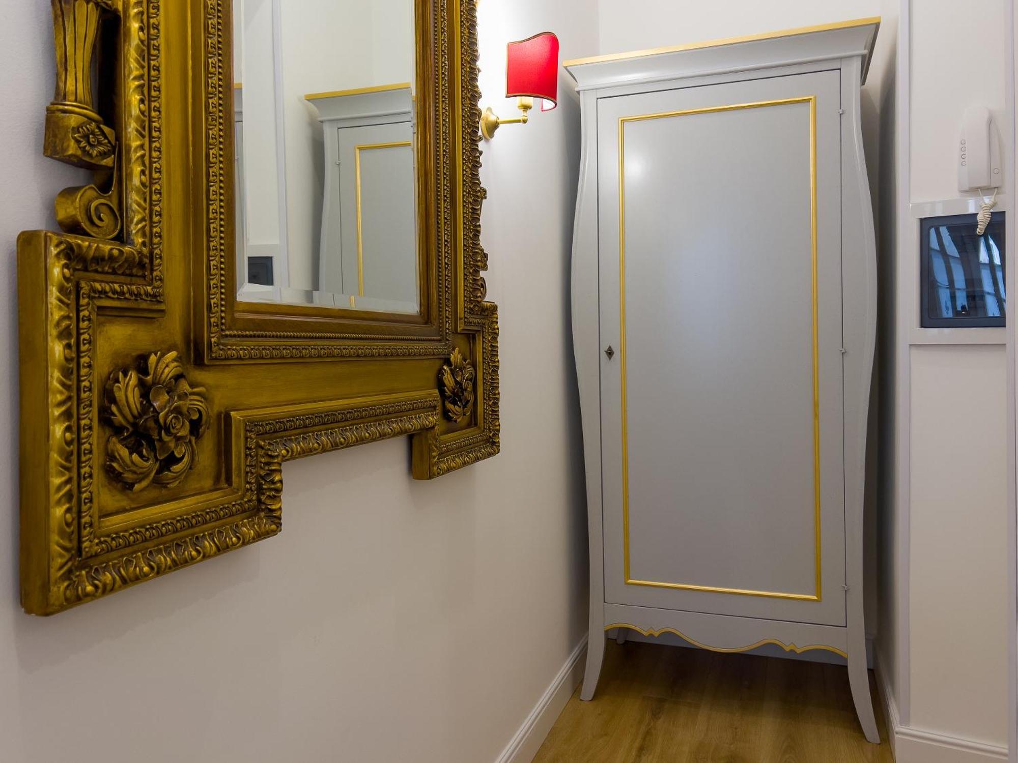 Apartment In The City Centre - Free Private Parking カリアリ エクステリア 写真